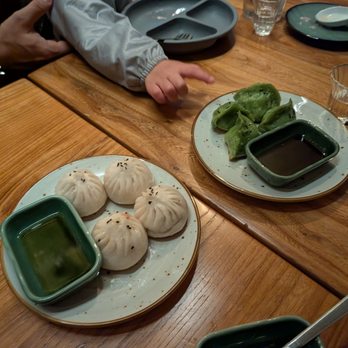 Ren - Pan fried pork buns and vegetable dumplings - Szechuan Near Me - Brooklyn, New York
