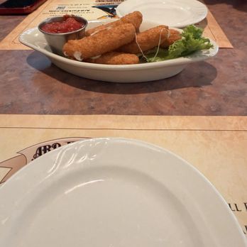 Ard Farkle's Grub and Grog - Mozzarella Sticks - Comfort Food Near Me - Three Rivers, California