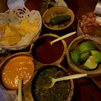 Las Guacamayas - Complimentary condiments - Mexican Near Me - Cabo San Lucas, BCS Las Guacamayas - Complimentary condiments - Mexican Near Me - Cabo San Lucas, BCS