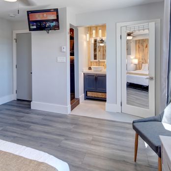 Eagles Landing lodge - Hotels Near Me - Custer, South Dakota Eagles Landing lodge - Hotels Near Me - Custer, South Dakota