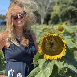 Rottkamp's Fox Hollow Farm Stand - Me with sunflower