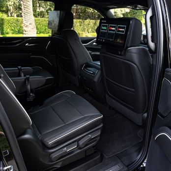 Lux Black - Comfort and sophistication elevated through Lux Black's professional service. - Town Car Service Near Me