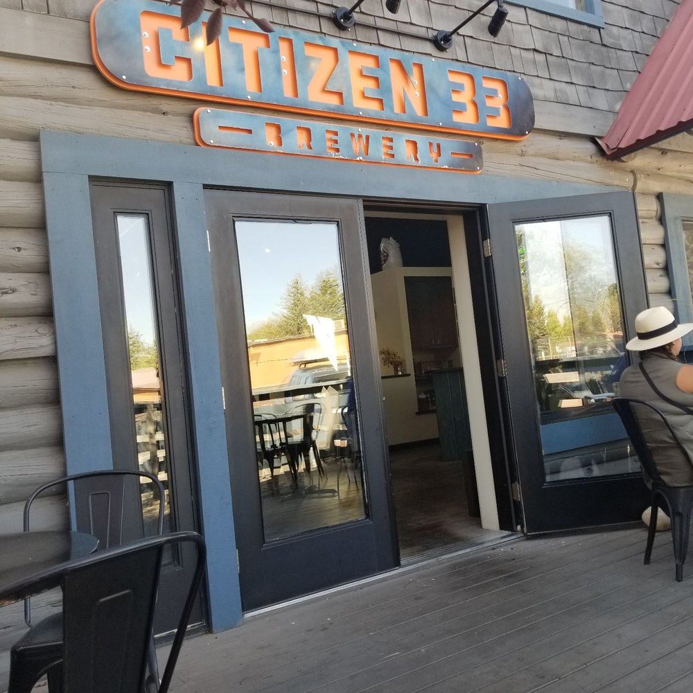 Citizen 33 Brewery - On the patio - Brewpubs Near Me - Driggs, Idaho Citizen 33 Brewery - On the patio - Brewpubs Near Me - Driggs, Idaho