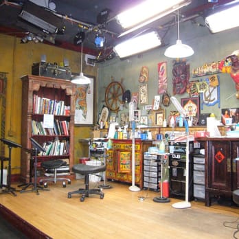 Miami Ink - Love Hate Tattoos - the shop - Tattoo Near Me - Miami Beach, Florida