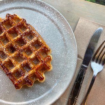 Zinneken's - Harvard Square - Waffle - Belgian Near Me - Cambridge, Massachusetts