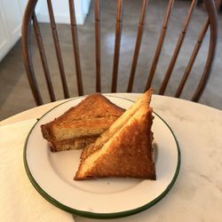 Emile’s Cafe - Peanut Butter and Honey Sandwich