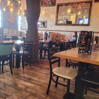 El Trompo - Interior - Mexican Near Me - West Chester, Ohio