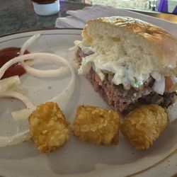 Bierstube - California burger with crunchy tots