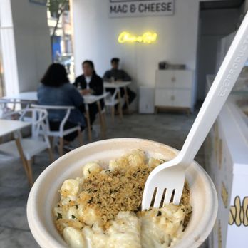 Murray's Mac & Cheese - Classic Mac - snack mac size - Sandwiches Near Me - New York, New York