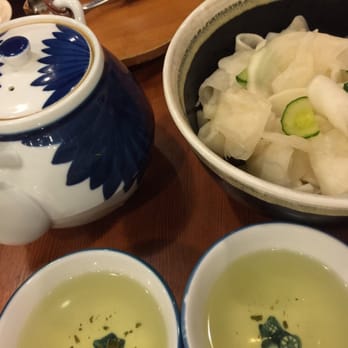 そば茶屋 吹上庵 空港バイパス店>