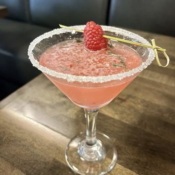 Ciao Bella Ristorante - Raspberry gimlet - Italian Near Me - Modesto, California Ciao Bella Ristorante - Raspberry gimlet - Italian Near Me - Modesto, California