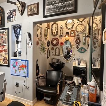 SK Richie Salon - Lots of fun decor to look at! - Hair Salons Near Me - Hamilton, Montana SK Richie Salon - Lots of fun decor to look at! - Hair Salons Near Me - Hamilton, Montana