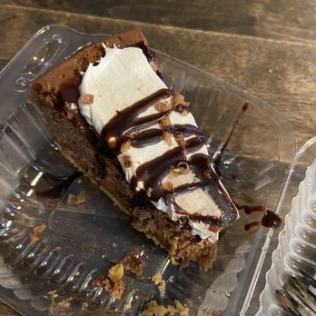 Short Story Brewing - Chocolate Cream Cheesecake - Breweries Near Me - Rivesville, West Virginia Short Story Brewing - Chocolate Cream Cheesecake - Breweries Near Me - Rivesville, West Virginia