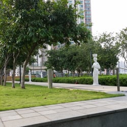 天水圍公共交通運輸交匯處