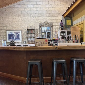 Ozan Vineyard & Winery - Wine Tours Near Me - Calera, Alabama Ozan Vineyard & Winery - Wine Tours Near Me - Calera, Alabama