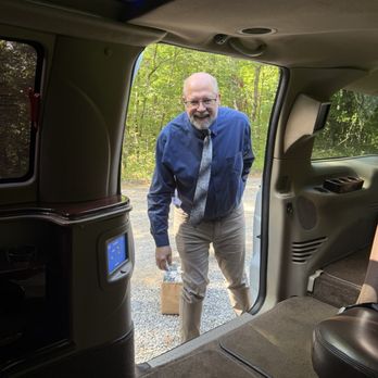 Legacy Executive Transportation - Best man - Town Car Service Near Me