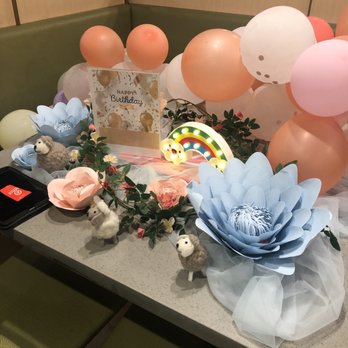 Haidilao Hotpot Flushing - Call them to let them know that it is a birthday celebration! - Hot Pot Near Me - Flushing, New York