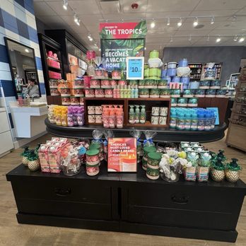 Bath & Body Works - Display - Cosmetics & Beauty Supply Near Me - Brea, California