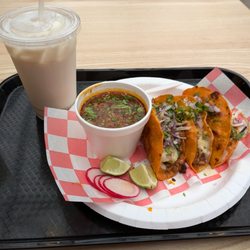 Los Agavez Taqueria - Birría tacos y horchata