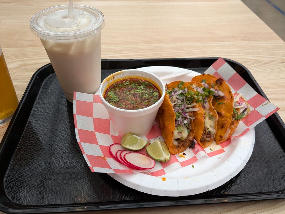 Los Agavez Taqueria