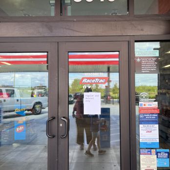 RaceTrac - front door - Gas Stations Near Me - Okeechobee, Florida