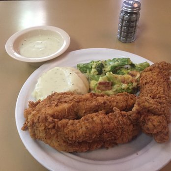Tip Top Cafe - Lunch special only $7.99!!! - American Near Me - San Antonio, Texas