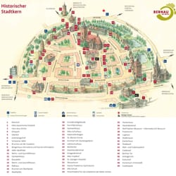 Tourist Information - Der historische Stadtplan Bernaus verweist auf 49 Sehenswürdigkeiten in fußläufiger Erreichbarkeit.