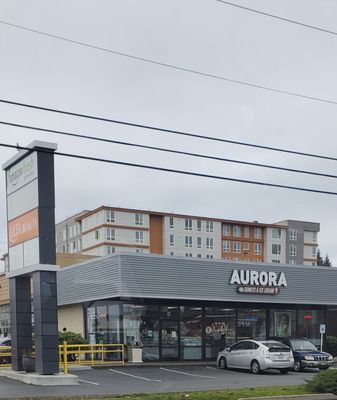 Aurora Donuts & Ice Cream by null