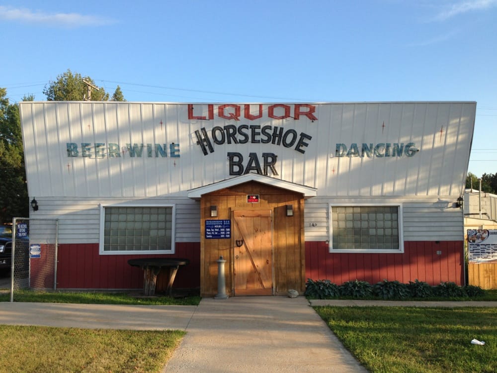 HORSESHOE BAR Updated October 2024 14 Reviews 142 W Main St