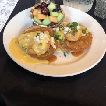 Bistro Byronz - Poché Etouffee - Salad Near Me - Baton Rouge, Louisiana