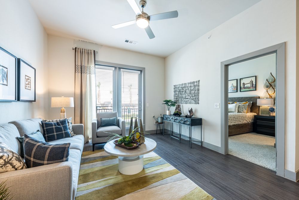 1050 Wittenburg Kyle Tx 78640