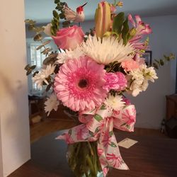 King's Flowers - A happy birthday bouquet for mom!