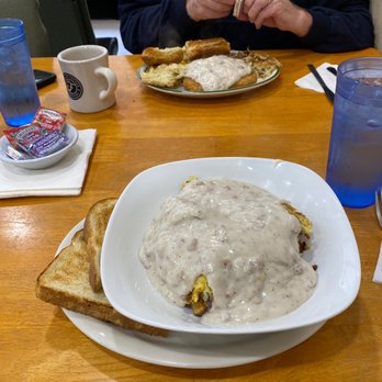 The Lunchbox Diner - Country Bowl special today and Chicken fried steak and homemade biscuit - Diners Near Me - Mount Vernon, Washington The Lunchbox Diner - Country Bowl special today and Chicken fried steak and homemade biscuit - Diners Near Me - Mount Vernon, Washington