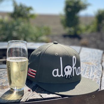 The New Inn - Champagne on arrival - Hotels Near Me - Temecula, California