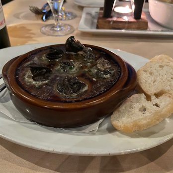 Chateau West - Escargot in Garlic Parsley Butter - French Near Me - Nashville, Tennessee Chateau West - Escargot in Garlic Parsley Butter - French Near Me - Nashville, Tennessee