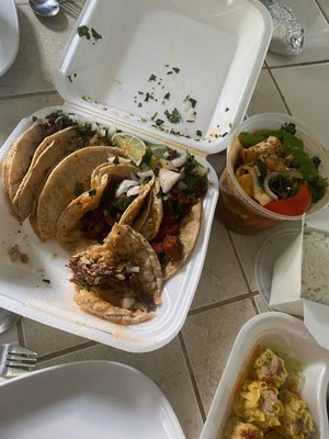 Mercado Acapulco Y Taqueria by null