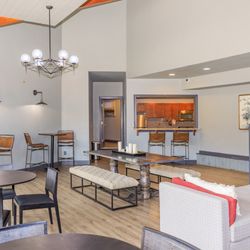 Twin Lakes Clifton Park Apartments