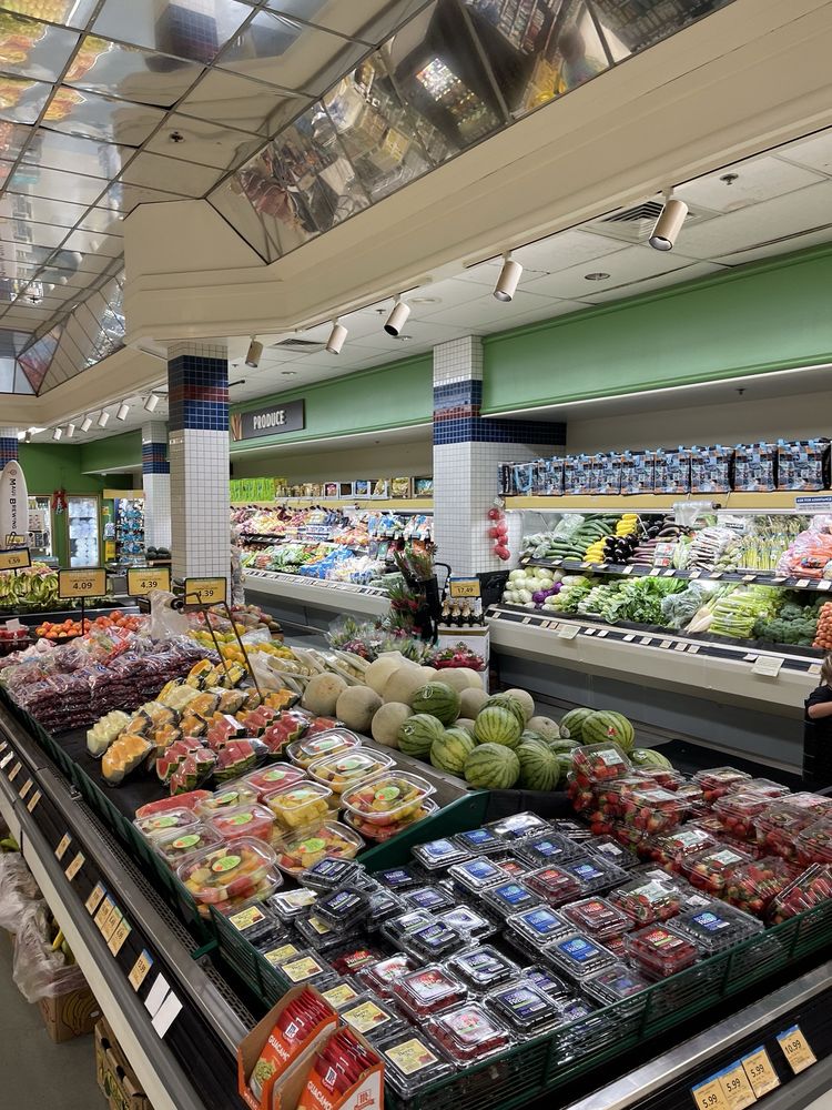 Napili Market