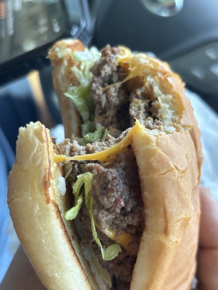 Dairy Lou Drive-In Logo