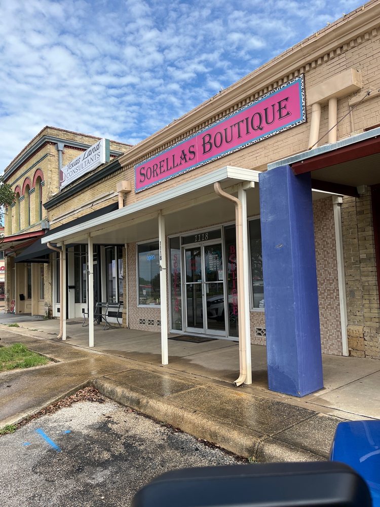 Sorellas Boutique Logo