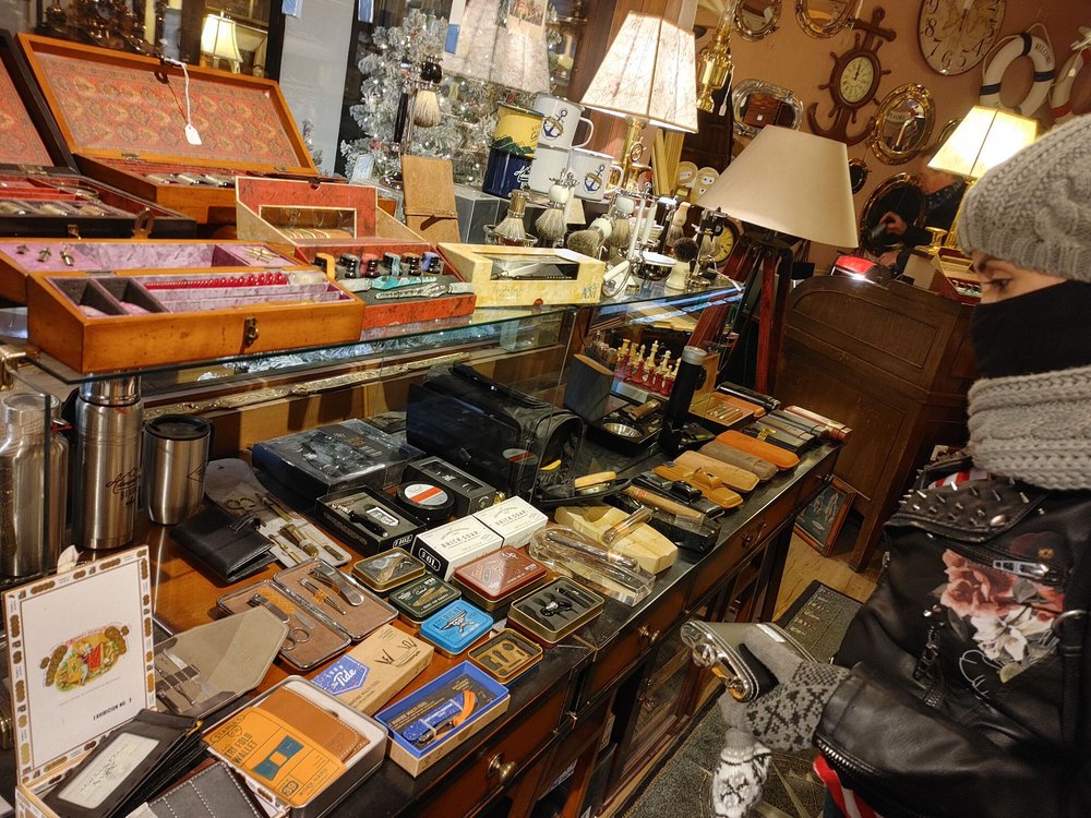 CARGO HOLD Updated September 2024 34 Photos & 39 Reviews 18864