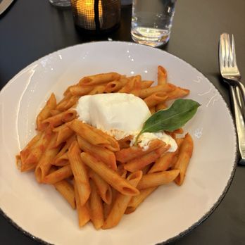 Broadway Lounge - Penne al a vodka - Lounges Near Me - New York, New York Broadway Lounge - Penne al a vodka - Lounges Near Me - New York, New York
