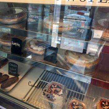 Mamma Toledo's The Pie Hole - Large pies - Bakeries Near Me - Phoenix, Arizona Mamma Toledo's The Pie Hole - Large pies - Bakeries Near Me - Phoenix, Arizona