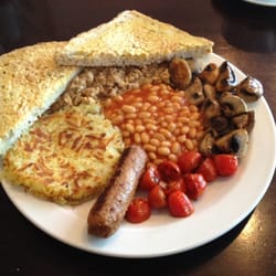 Beano's Vegetarian Cafe Bar - Delishious Vegan English breakfast - YUM!