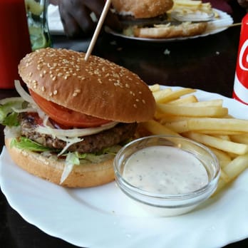 Pasión Turca - Great restaurant with excellent hamburguesa. - Turkish Near Me - Madrid, M Pasión Turca - Great restaurant with excellent hamburguesa. - Turkish Near Me - Madrid, M