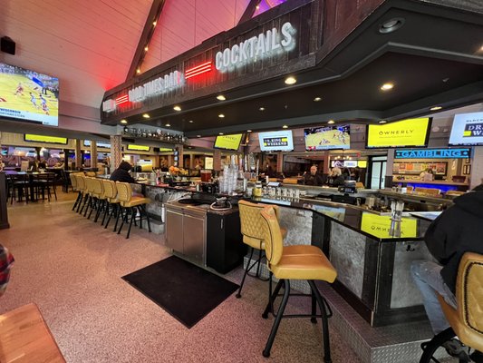 Full Tilt Tavern by null