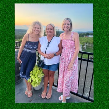 Gouveia Vineyards - Wineries Near Me - Wallingford, Connecticut