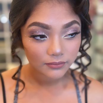 Leoni Studio - Makeup Artists Near Me - Huntington Park, California