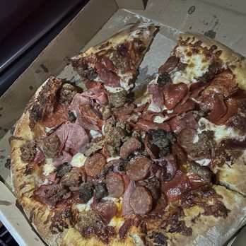 Roma II Pizzeria - All meat pizza - Pizza Near Me - Sacramento, California Roma II Pizzeria - All meat pizza - Pizza Near Me - Sacramento, California