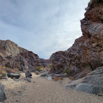 Painted Canyon - Hiking Near Me - Mecca, California